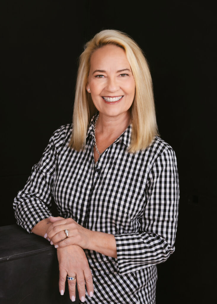 Denver Realtor Headshots | Lisa Fallon